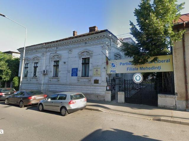 Cladire 715 mp + Teren 879 mp. Central. Drobeta turnu severin