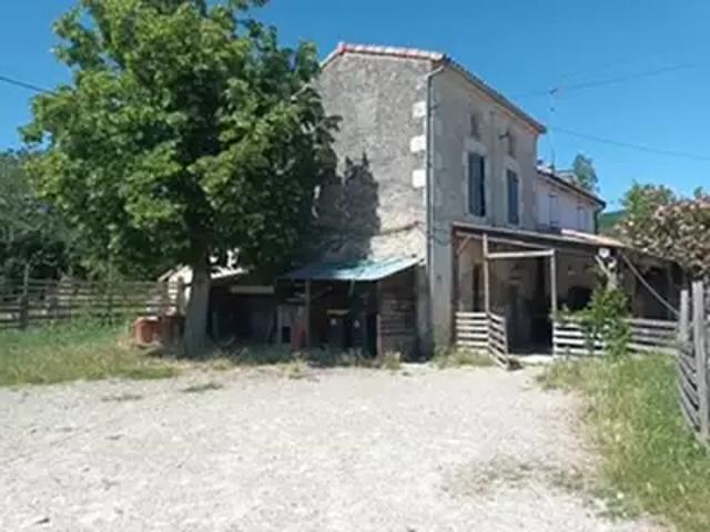 Clairac 47320 Achat / Vente maison 4 pièces t4 au dernier étage