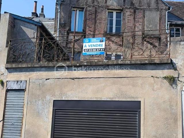 Claire ROSSIGNOL by BSK IMMOBILIER vous propose à Château Renault