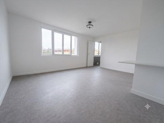 CLAMART MAIRIE STUDIO 30.28 m²
