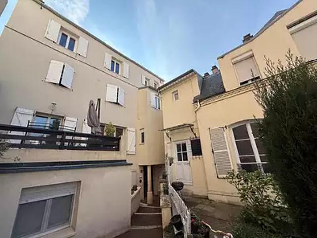 Clamart 92140 Achat / Vente appartement 2 pièces t2 au dernier étage