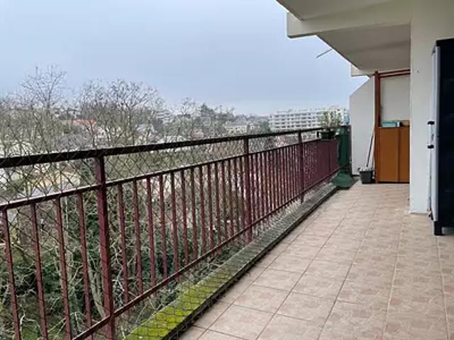 Clamart 92140 Achat / Vente appartement 4 pièces t4 terrasse cave