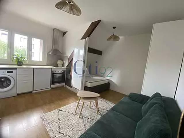 Clamart 92140 Location appartement 1 pièce t1 au dernier étage
