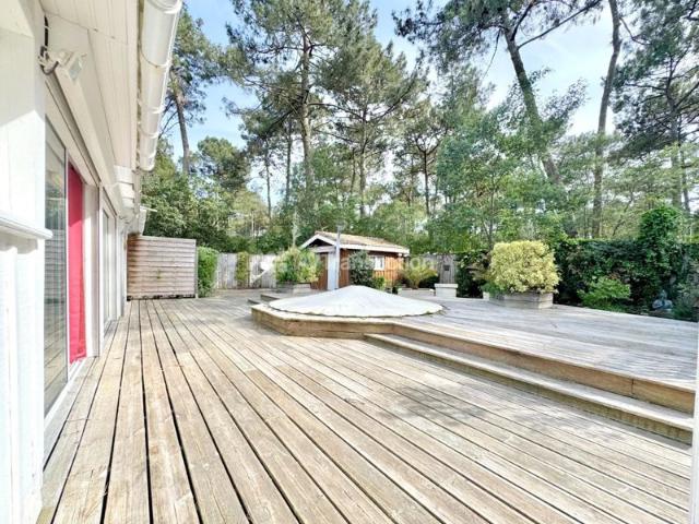 Claouey maison plain pieds avec studio et grand garage