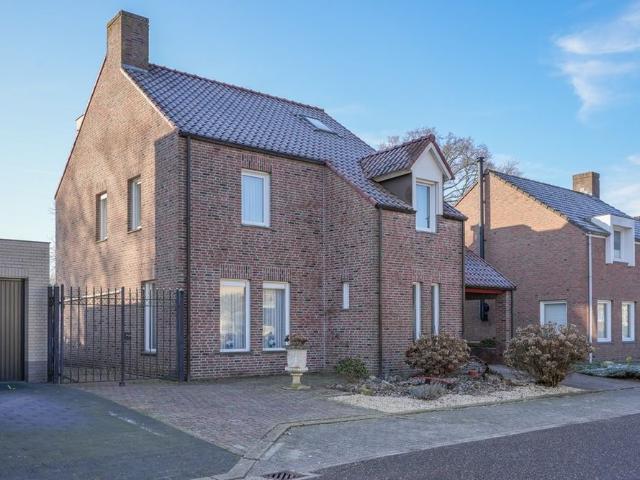 Clara Feystraat 11, 6267EZ, Cadier en Keer, Limburg 6267EZ