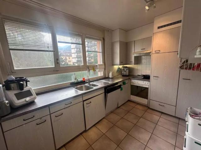 Clarens Rue du Lac 89 appartement de 5.5 pièces au 2ème étage