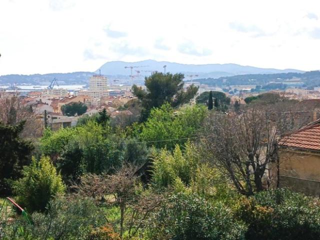 CLARET Appartement avec jardin type 2 vue mer