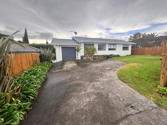 clarks beach, 3 bedrooms