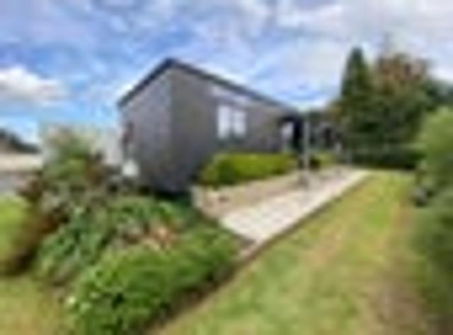 Clarks Beach, 1 bedroom, $450 pw