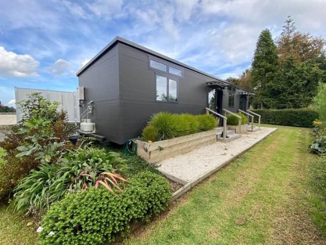 clarks beach, 1 bedroom