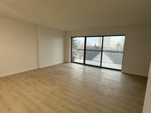 Claridge House 2 Bedroom Apartment for Rent at 11027 87 Ave Nw, Edmonton, AB T6G 2P9 Garneau