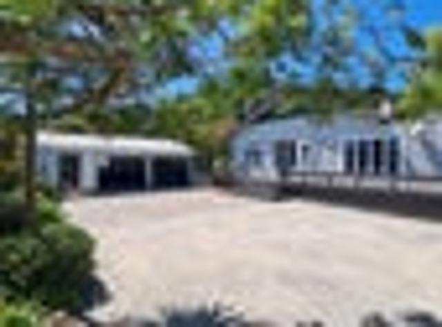 CLASSIC ¼ ACRE