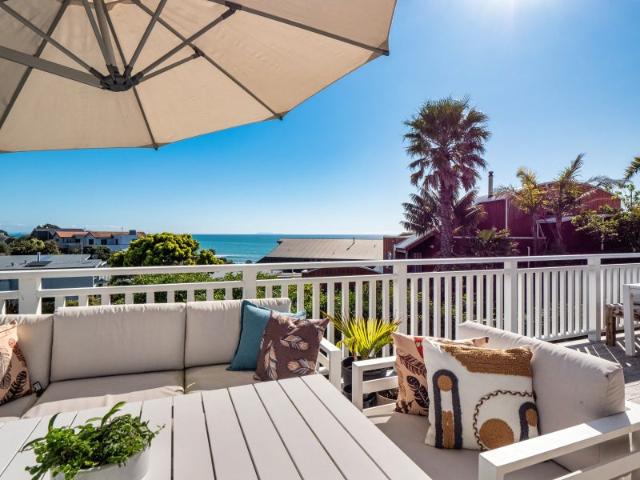 Classic coastal retreat