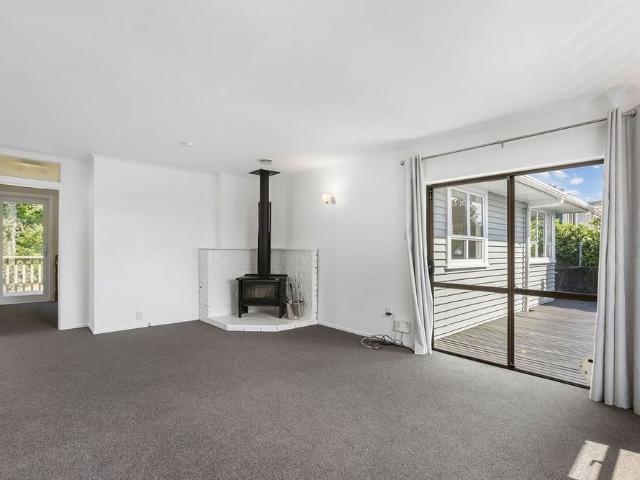 Classic Kiwi Home With Options!