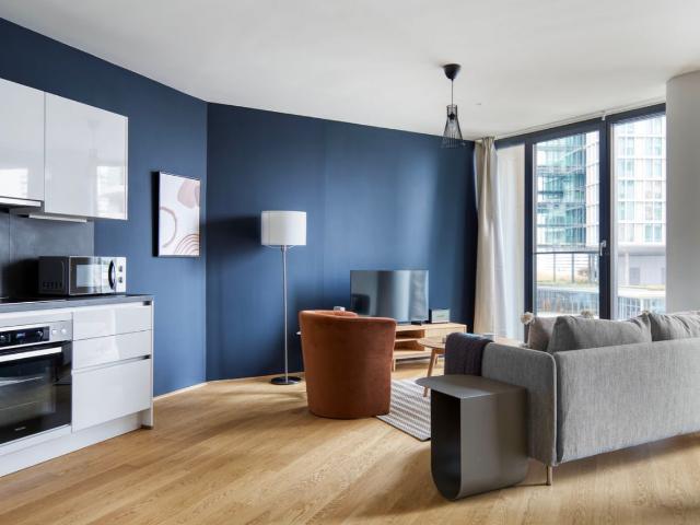 Classic Währing 2BR w/ Cellar, nr Parks, Bars & Dining, Vienna Amsterdam Apartments for Rent
