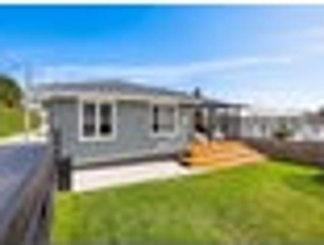 Classic Weatherboard, Modern Ease