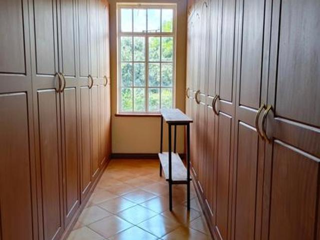 Classic 5 Bedroom All En Suite House Plus SQ for Sale