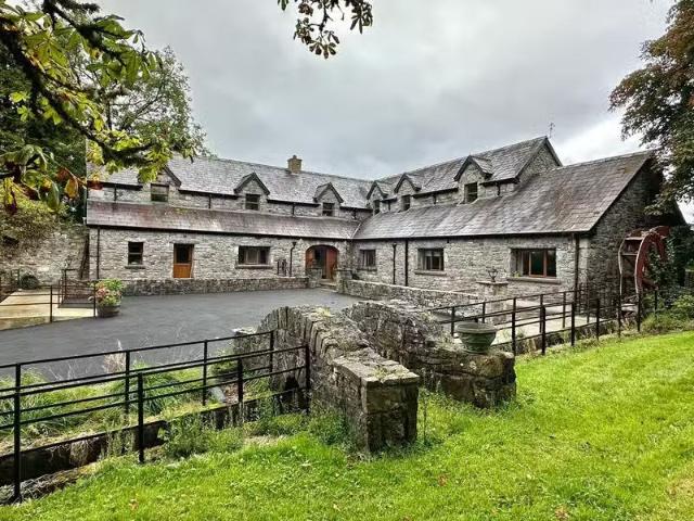 Clevery Mill, Cleavry, Castlebaldwin, Co. Sligo is for rent