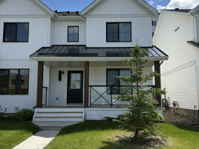 Clean 3 Bedroom, 2.5 Bath Rowhome for Rent