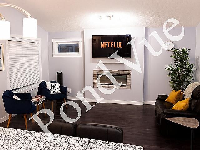 Clean Top Floor 3 Bed 2 Bath+private Balcony+near Yeg Airport