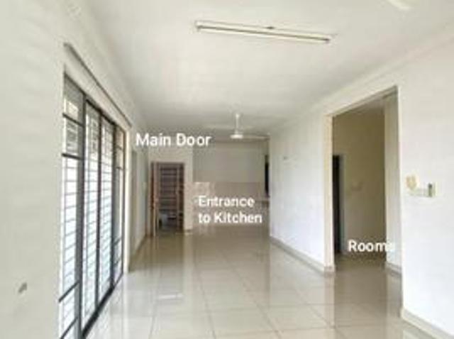 Clean and Spacious 3BDR Near MRT