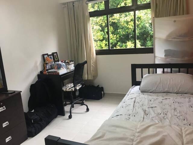 Clean, cozy peaceful room