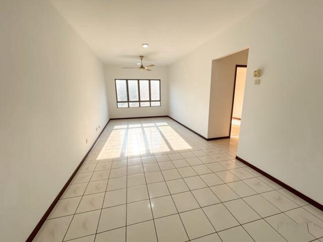 CLEAN Desa Tanjung Apartment Near IOI Puteri Taman Wawasan Puchong