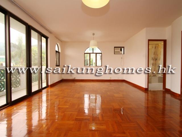 Clear Water Bay Village House