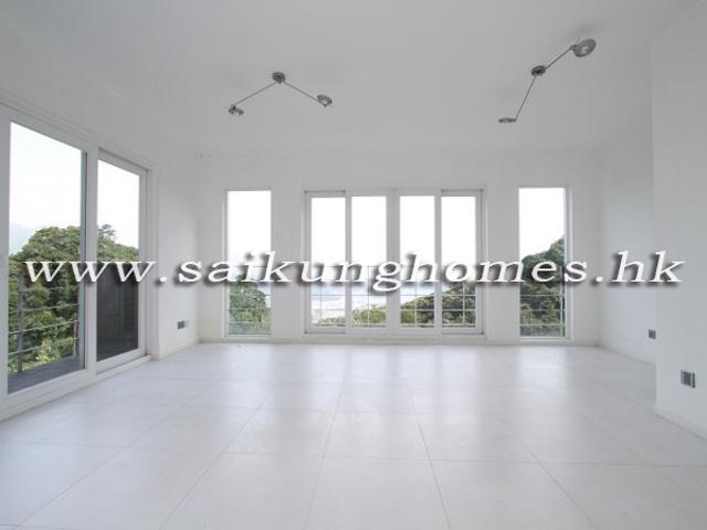 Clear Water Bay Village House