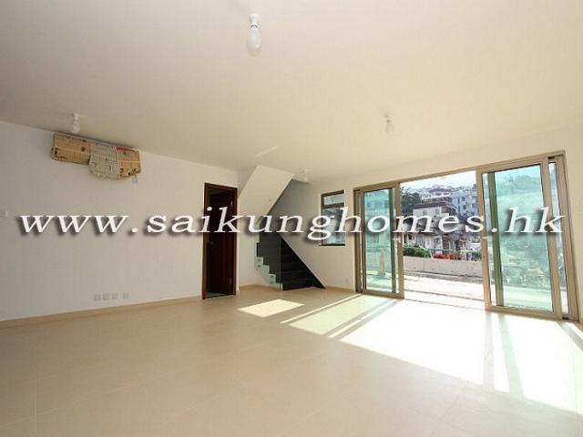 Clear Water Bay Village House
