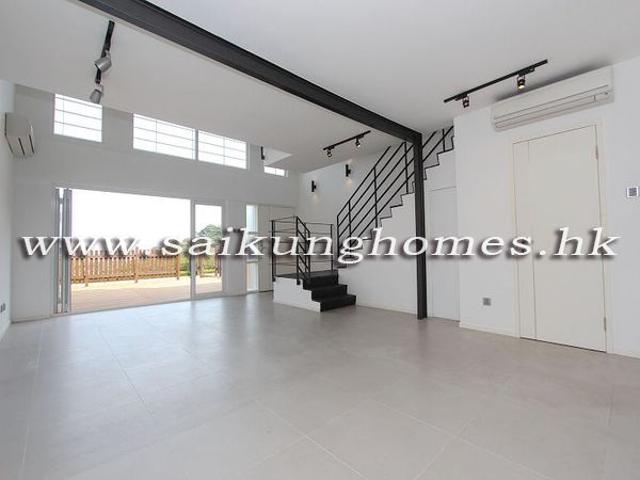 Clear Water Bay Village House
