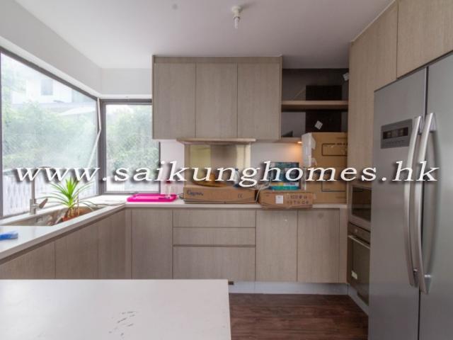 Clear Water Bay Village House