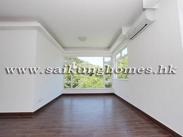 Clear Water Bay Village House