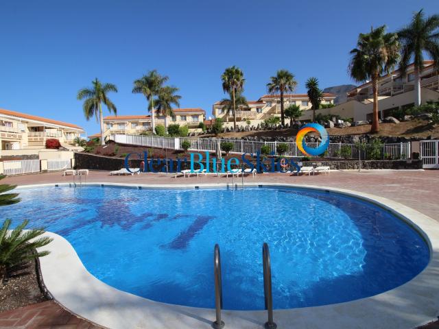 Clear Blue Skies se complace en ofrecer a la venta este enca. 63m² Chayofa