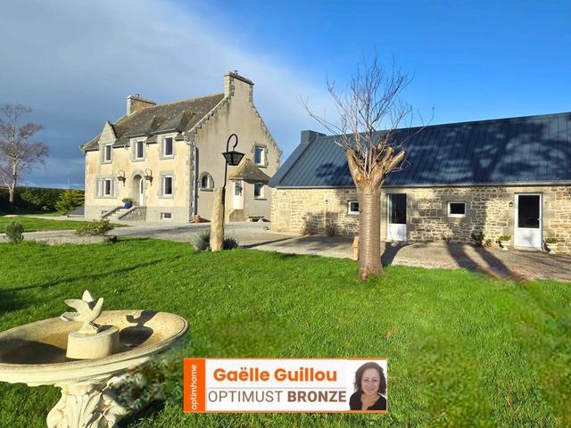 CLEDER entre terre et mer Maison familiale + Hangar + Longère 3600m² de terrain