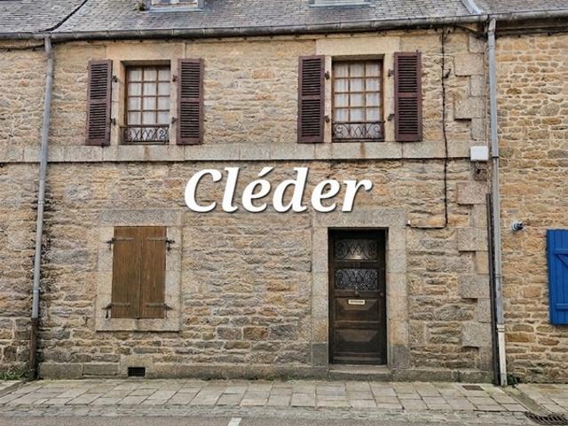 Cléder: Maison à rénover 4 pièces + combles aménageables