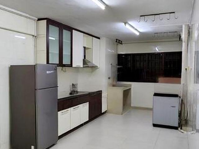 Clementi Avenue 3 Clementi, HDB 4 Rooms