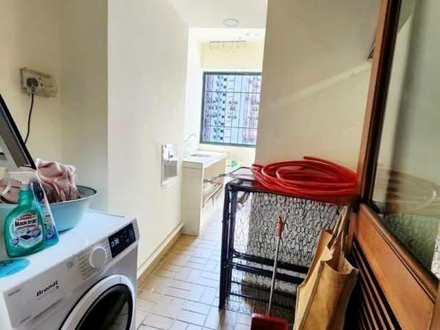 Clementi Park D21, Condominium