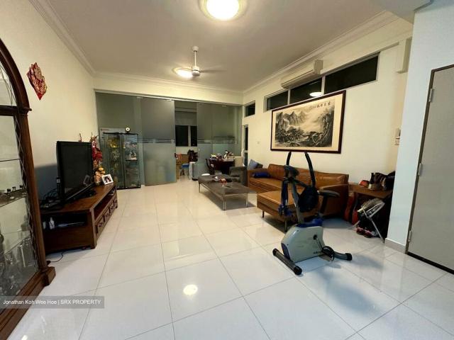 Clementi Park D21, Condominium