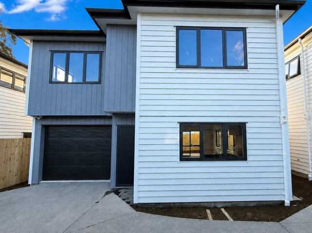 clendon park, 3 bedrooms
