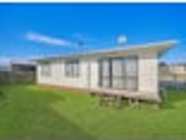 Clendon Park, 3 bedrooms, $600 pw