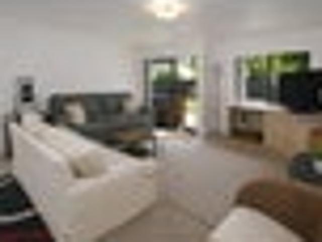 Clendon Park, 3 bedrooms, $610 pw