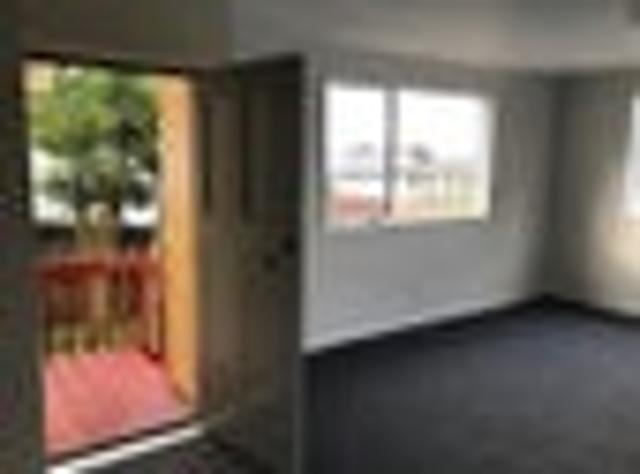 Clendon Park, 3 bedrooms, $630 pw