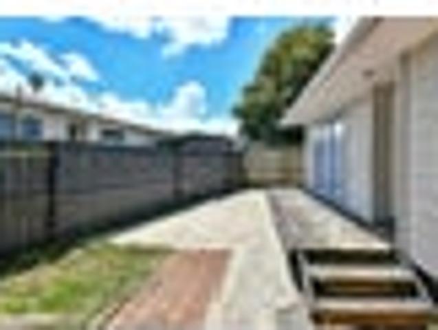 Clendon Park, 3 bedrooms, $650 pw