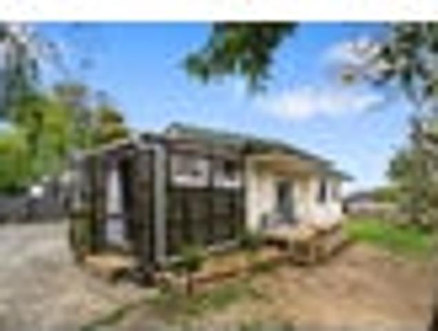 Clendon Park, 3 bedrooms, $650 pw