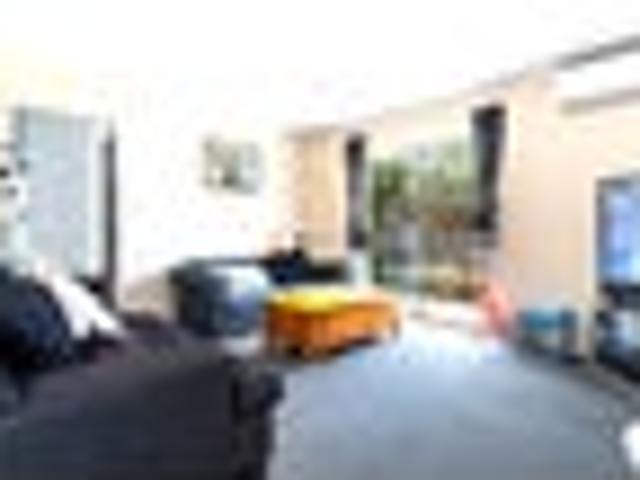 Clendon Park, 3 bedrooms, $670 pw