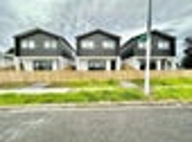 Clendon Park, 3 bedrooms, $695 pw
