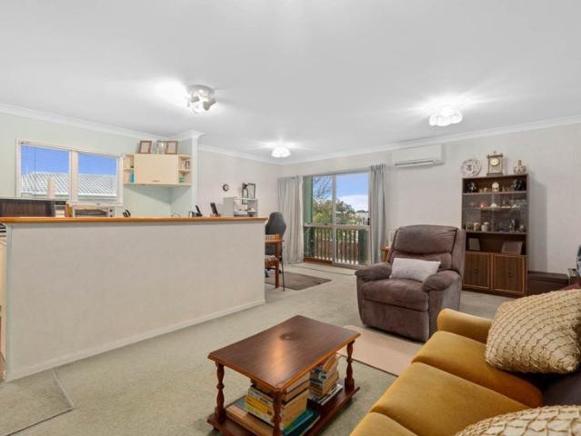 clendon park, 3 bedrooms