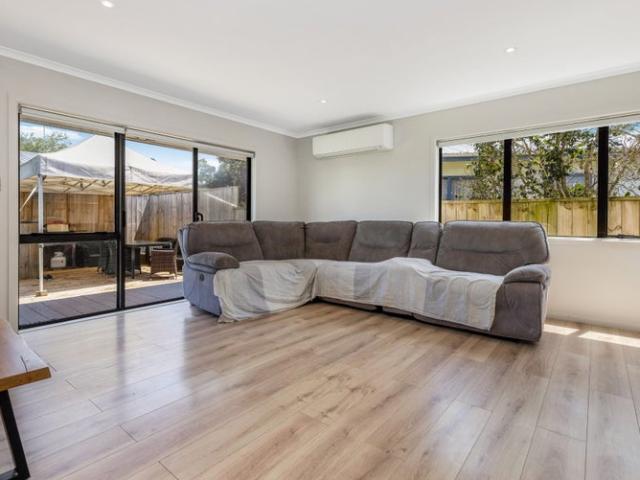 clendon park, 3 bedrooms