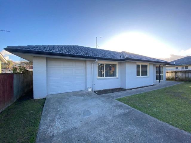 clendon park, 3 bedrooms